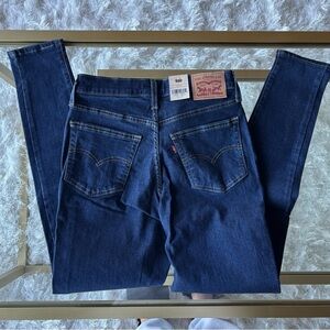 Women’s Levi's 720 high-rise skinny jeans in navy blue